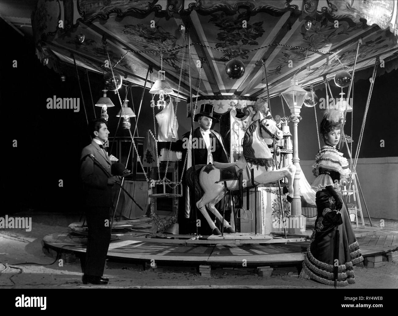 GELIN,WALBROOK,DARRIEUX, LA RONDE, 1950 Banque D'Images