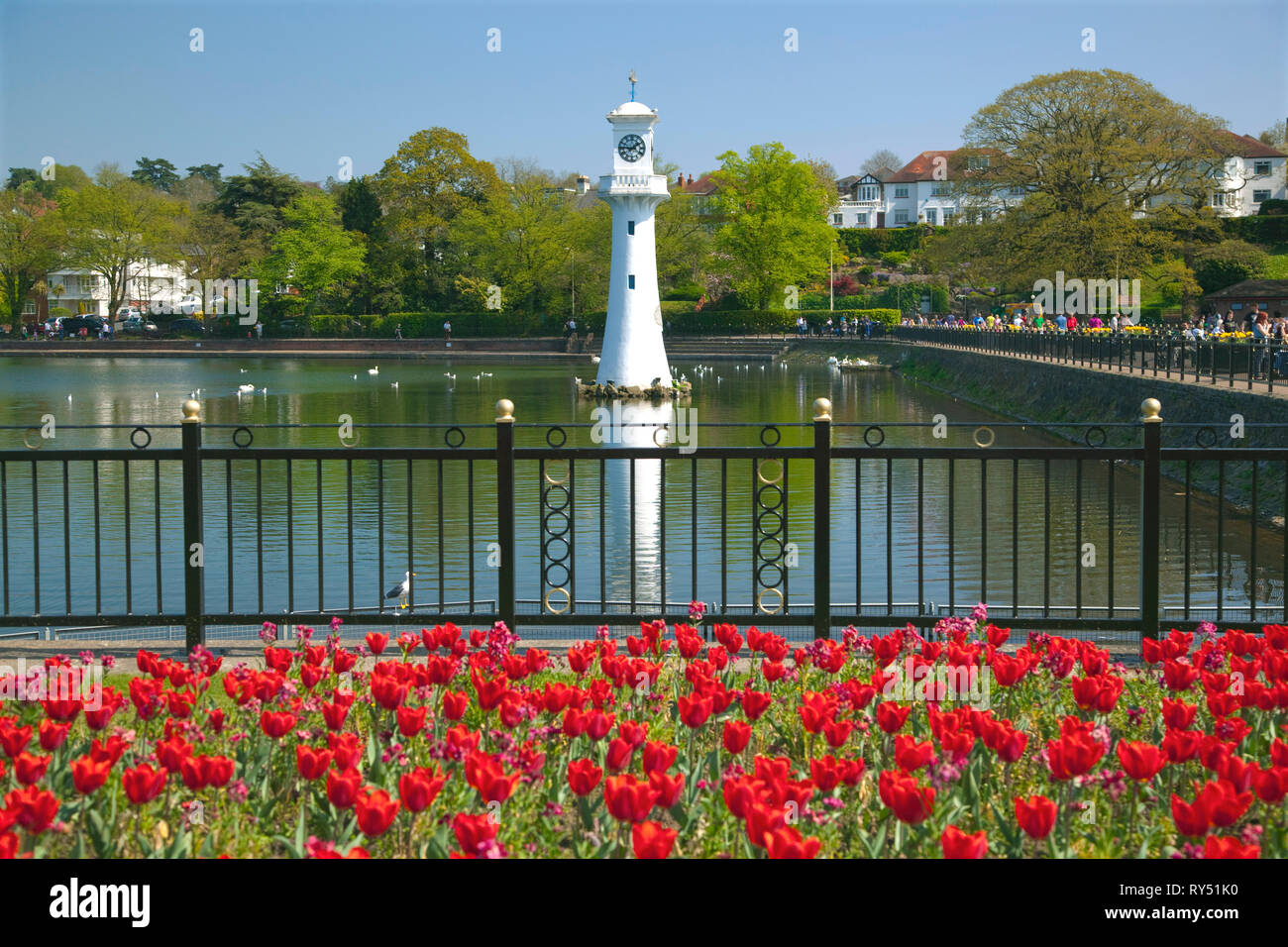 Le Capitaine Scott Memorial Lighthouse, Roath Park, Cardiff, Royaume-Uni Banque D'Images