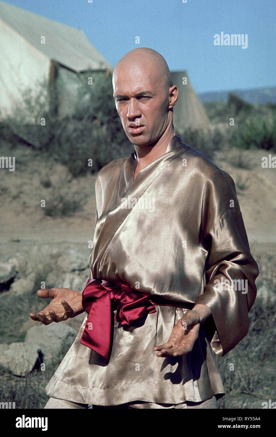 DAVID CARRADINE, KUNG FU, 1972 Photo Stock - Alamy