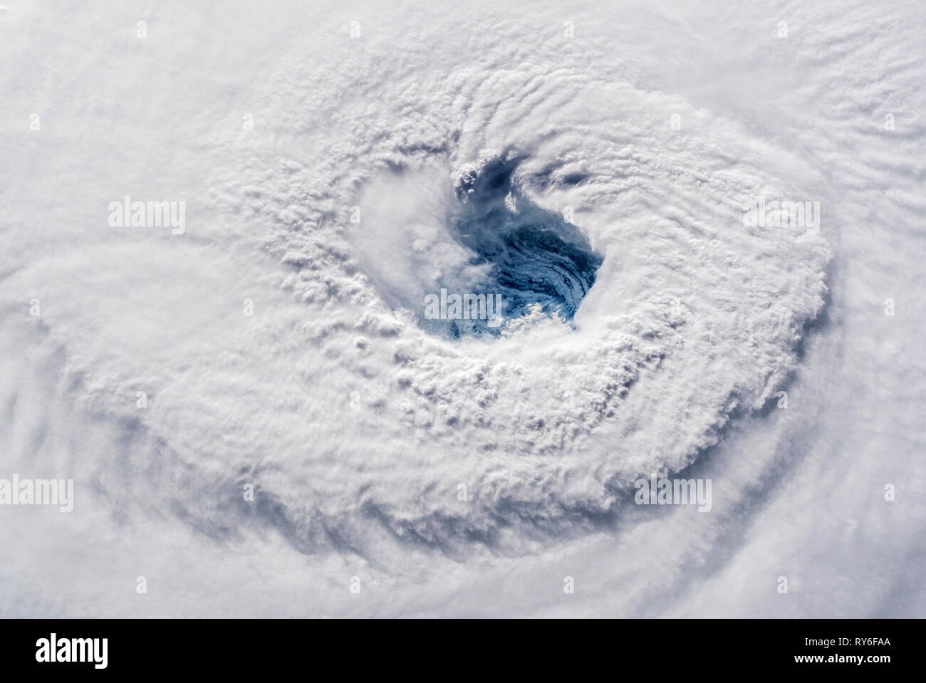 L'ouragan Florence, mur de l'œil à partir de l'espace Banque D'Images