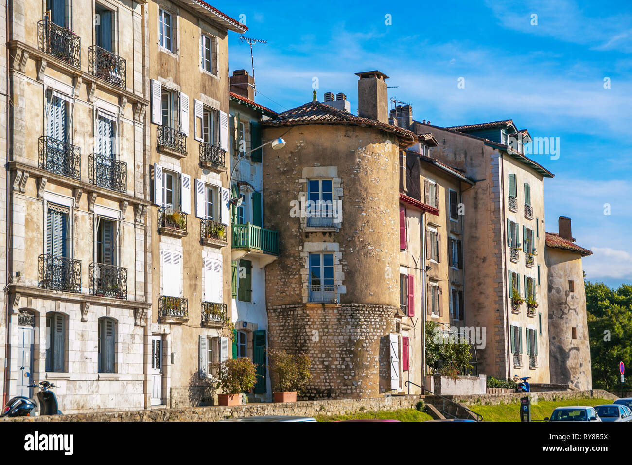 Explore Baiona