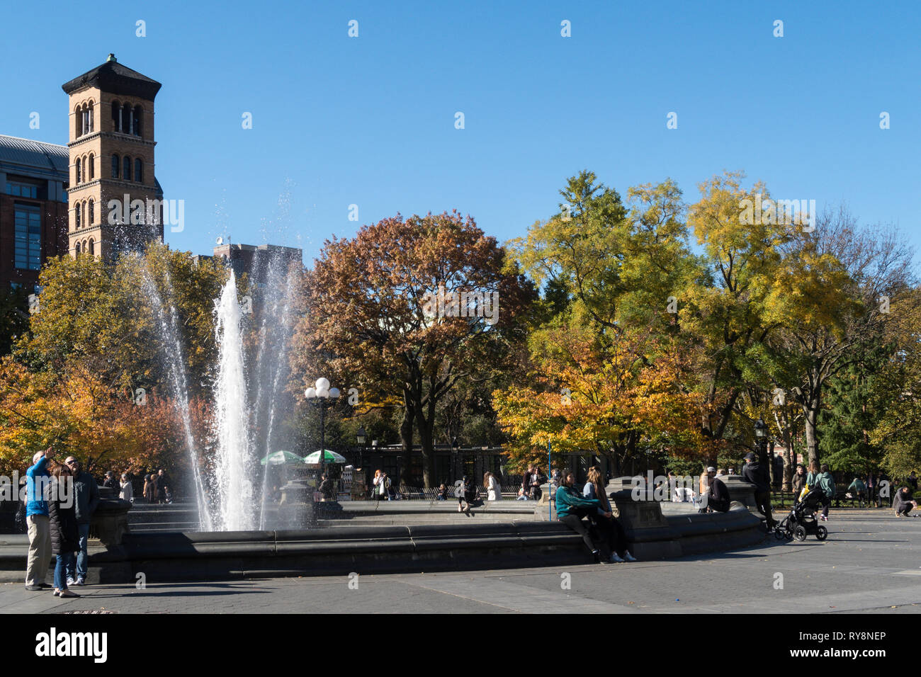 Washington Square Park, Greenwich Village, NEW YORK, USA Banque D'Images