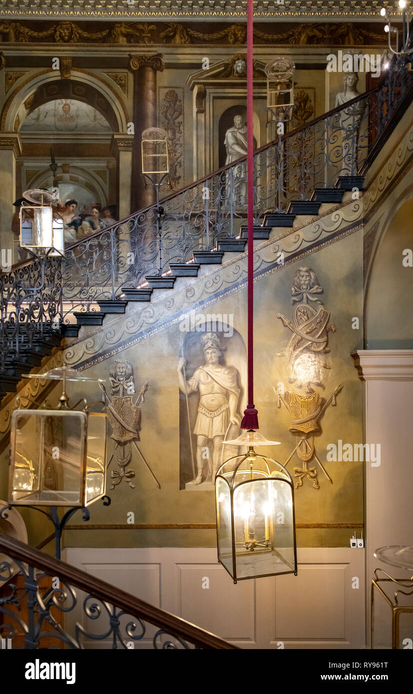 L'escalier du roi, dans le palais de Kensington, London, UK Banque D'Images
