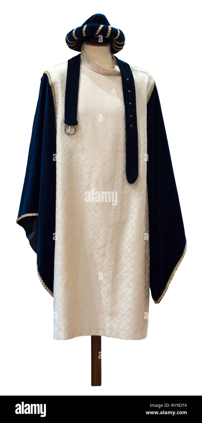 Robe Robe Antique isolé sur fond blanc Banque D'Images