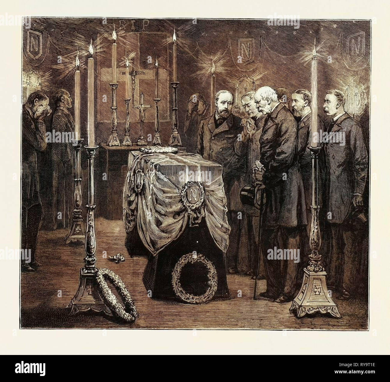 Le couple royal dans la chapelle mortuaire à Woolwich, funérailles de feu le Prince Louis Napoléon, gravure 1879 Banque D'Images
