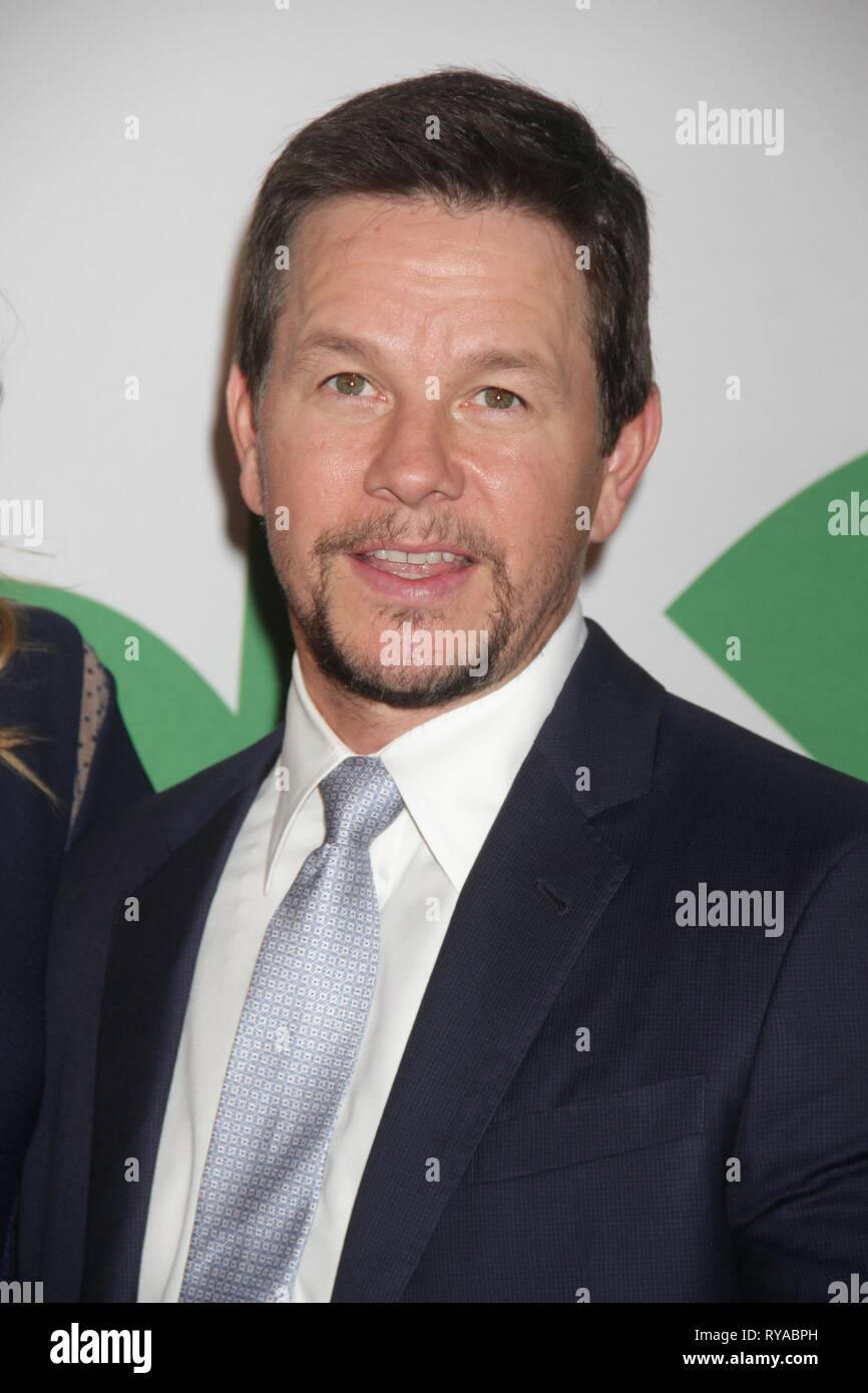MARK WAHLBERG en première mondiale de ' 'Ted'' au Ziegfeld Theatre 6-24-2015 Photo de John Barrett/PHOTOlink Banque D'Images
