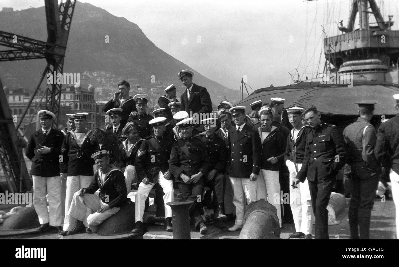 Le jour de Noël 1923 l'équipage du HMS Magnolia, Extrême-Orient Banque D'Images