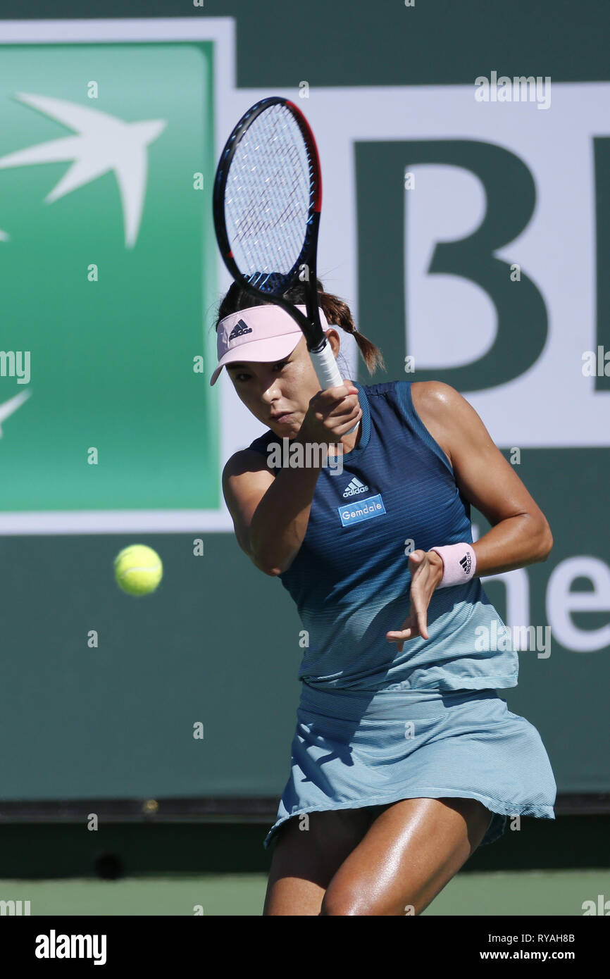 Indian Wells, en Californie, USA. Mar 12, 2019. WANG QIANG de Chine, renvoie la balle à B. Andreescu du Canada, au cours de la femme des célibataires match du tournoi de tennis BNP Paribas. Andreescu a gagné 2-0. Ringo : crédit Chiu/ZUMA/Alamy Fil Live News Banque D'Images