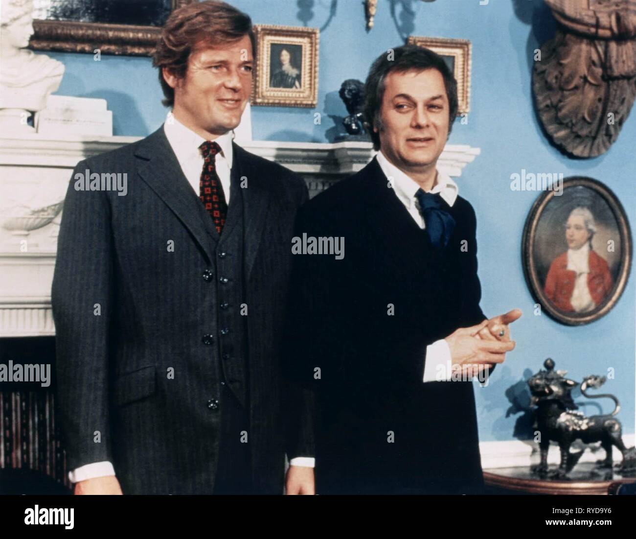 ROGER MOORE, TONY CURTIS, THE PERSUADERS !, 1971 Banque D'Images