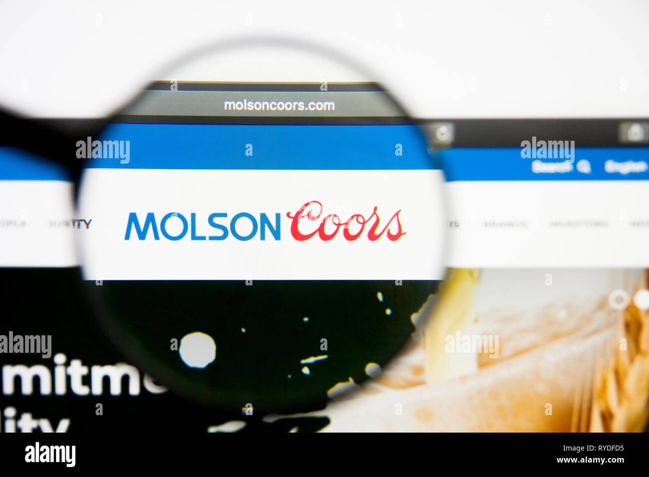 Los Angeles, Californie, USA - 28 Février 2019 : Molson Coors Brewing accueil du site. Molson Coors Brewing logo visible à l'écran, d'illustration Modifier Banque D'Images