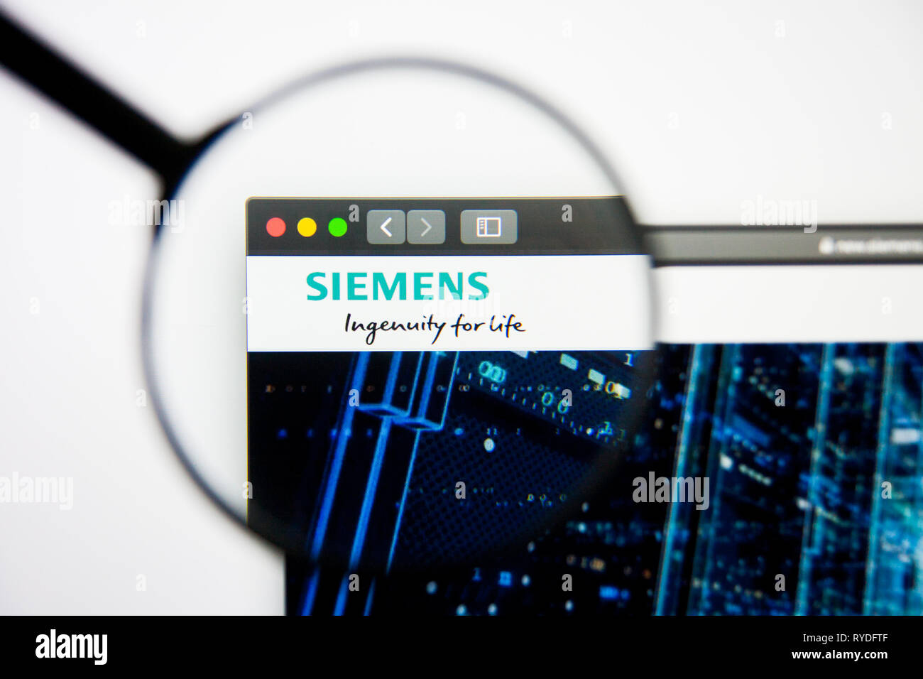Los Angeles, Californie, USA - 5 mars 2019 - Siemens accueil du site. Logo Siemens visible sur l'écran d'affichage, de rédaction d'illustration Banque D'Images
