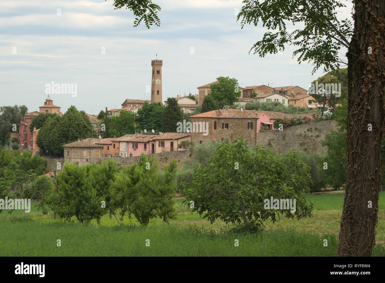 Voir à Santarcangelo di Romagna, Italie Ville historique Banque D'Images