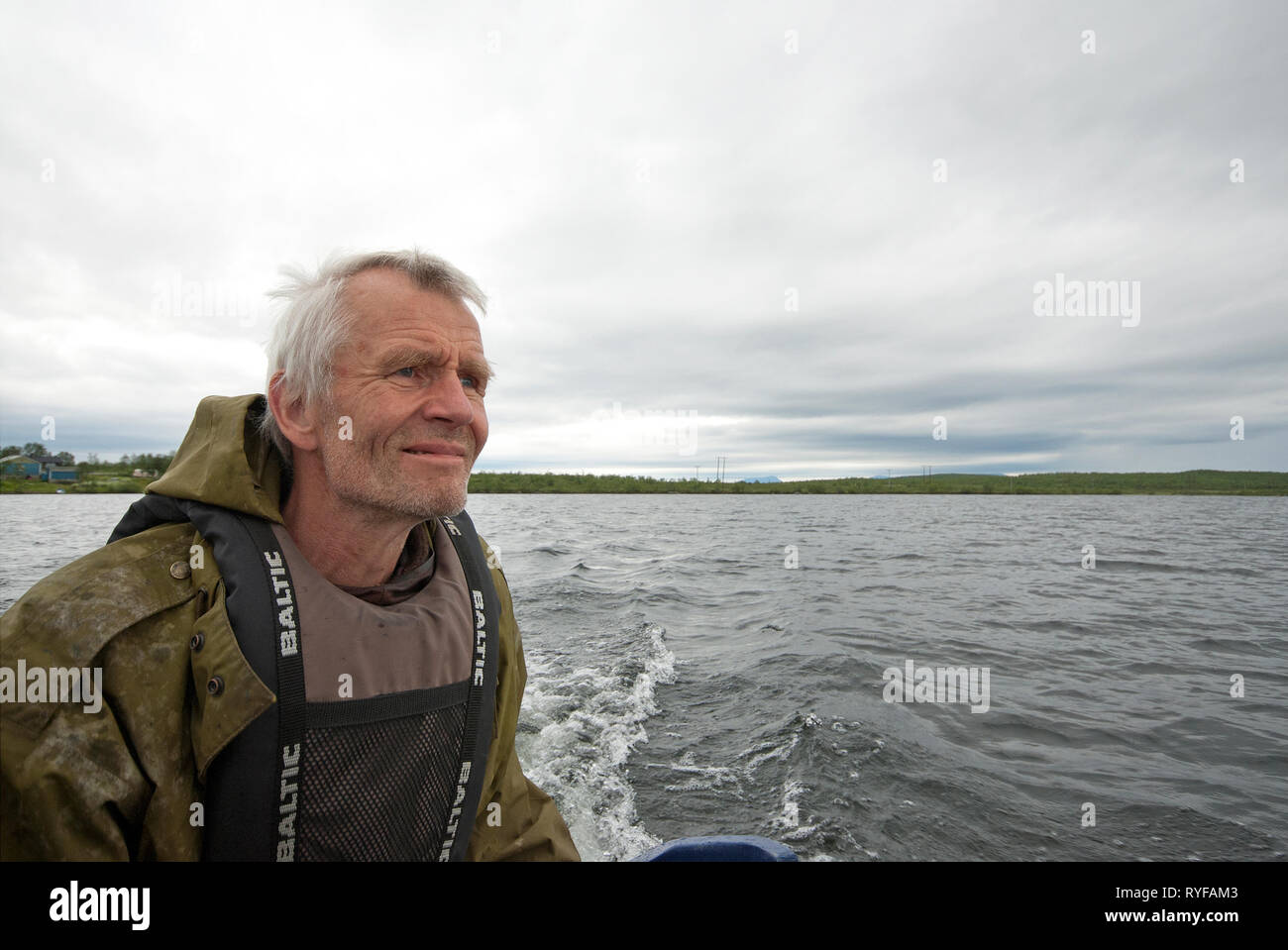 Le guide d'extérieur et musher Sven Engholm à Nattvann lake, Karasjok, comté de Finnmark, Norvège Banque D'Images