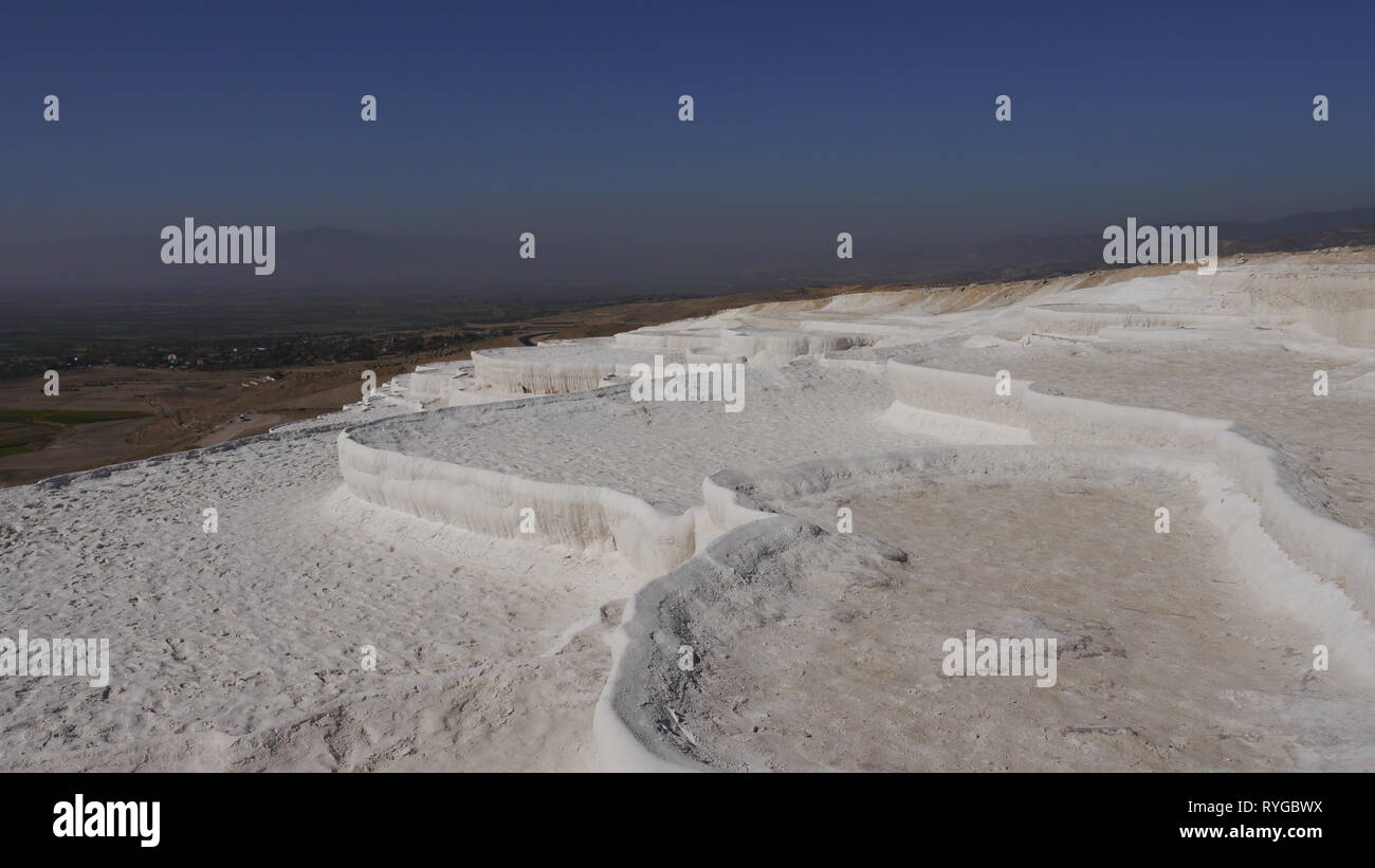 Château de coton Pamukkale Denizli, dans le sud-ouest de la Turquie Banque D'Images