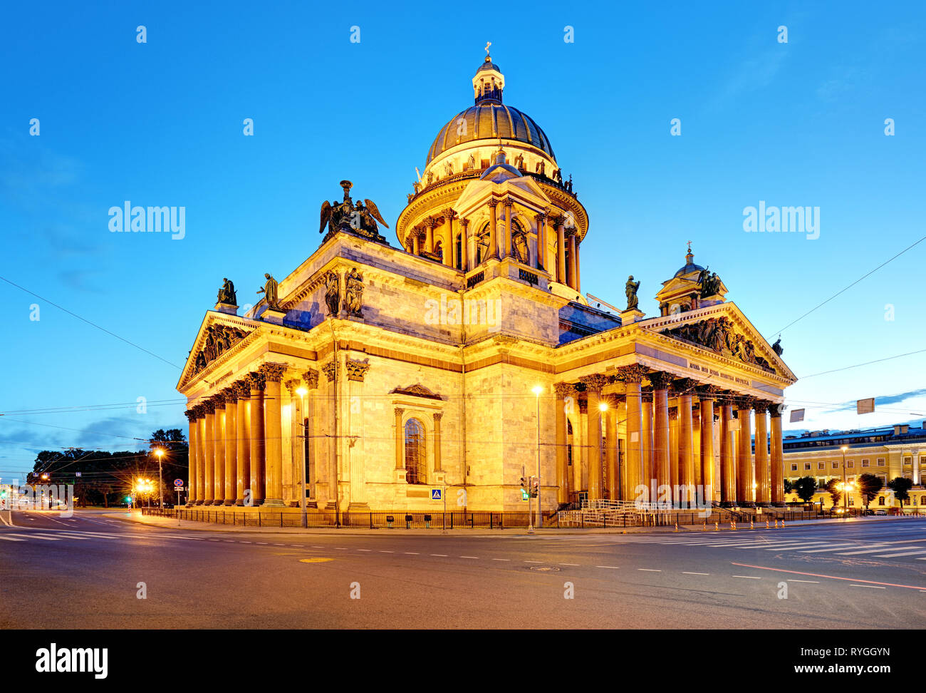 La Cathédrale Saint Isaac ou Isaakievskiy Sobor à Saint-Pétersbourg, la Russie est la plus grande cathédrale orthodoxe russe dans la ville. Banque D'Images