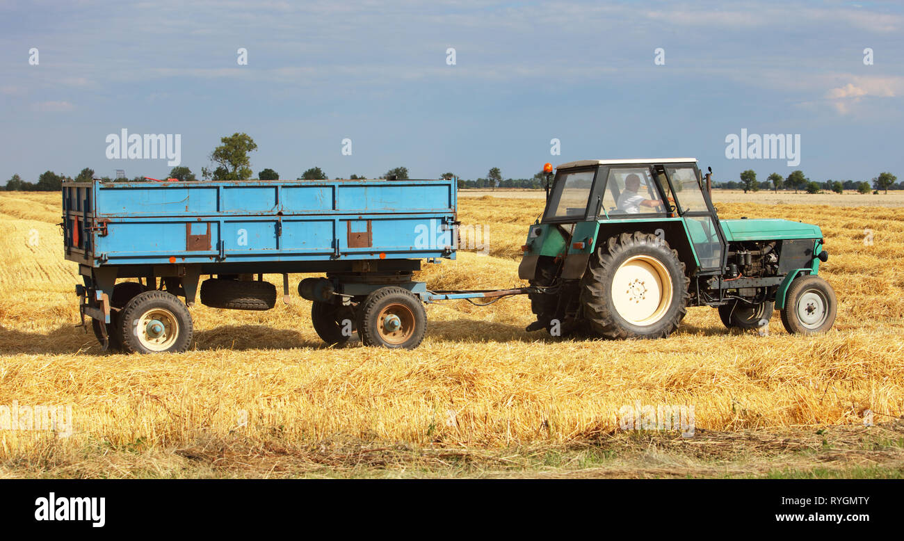 La récolte sur les tracteurs Banque D'Images