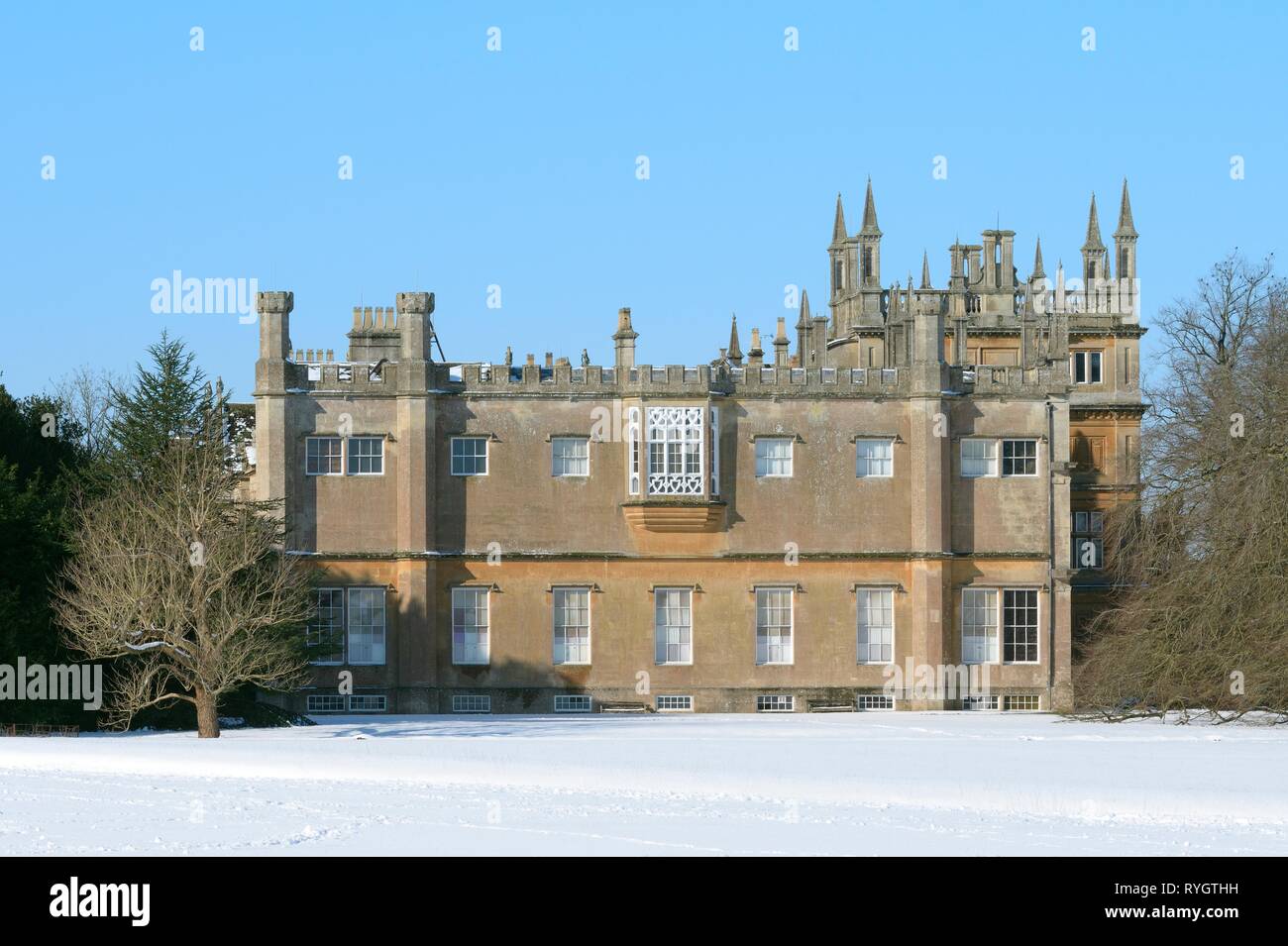Corsham Court mansion dans la neige, Corsham, Wiltshire, Royaume-Uni, février 2019. Banque D'Images