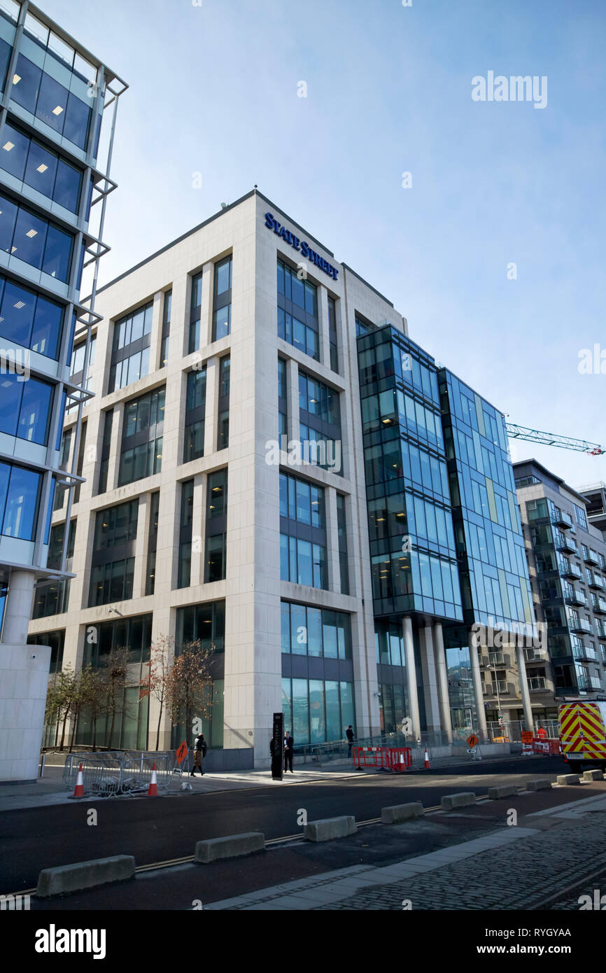 State Street Corporation international Irlande bureaux et bureaux de JP Morgan Dublin République d'Irlande Europe Banque D'Images State Street Corporation international Irlande bureaux et bureaux de JP Morgan Dublin République d'Irlande Europe Banque D'Images