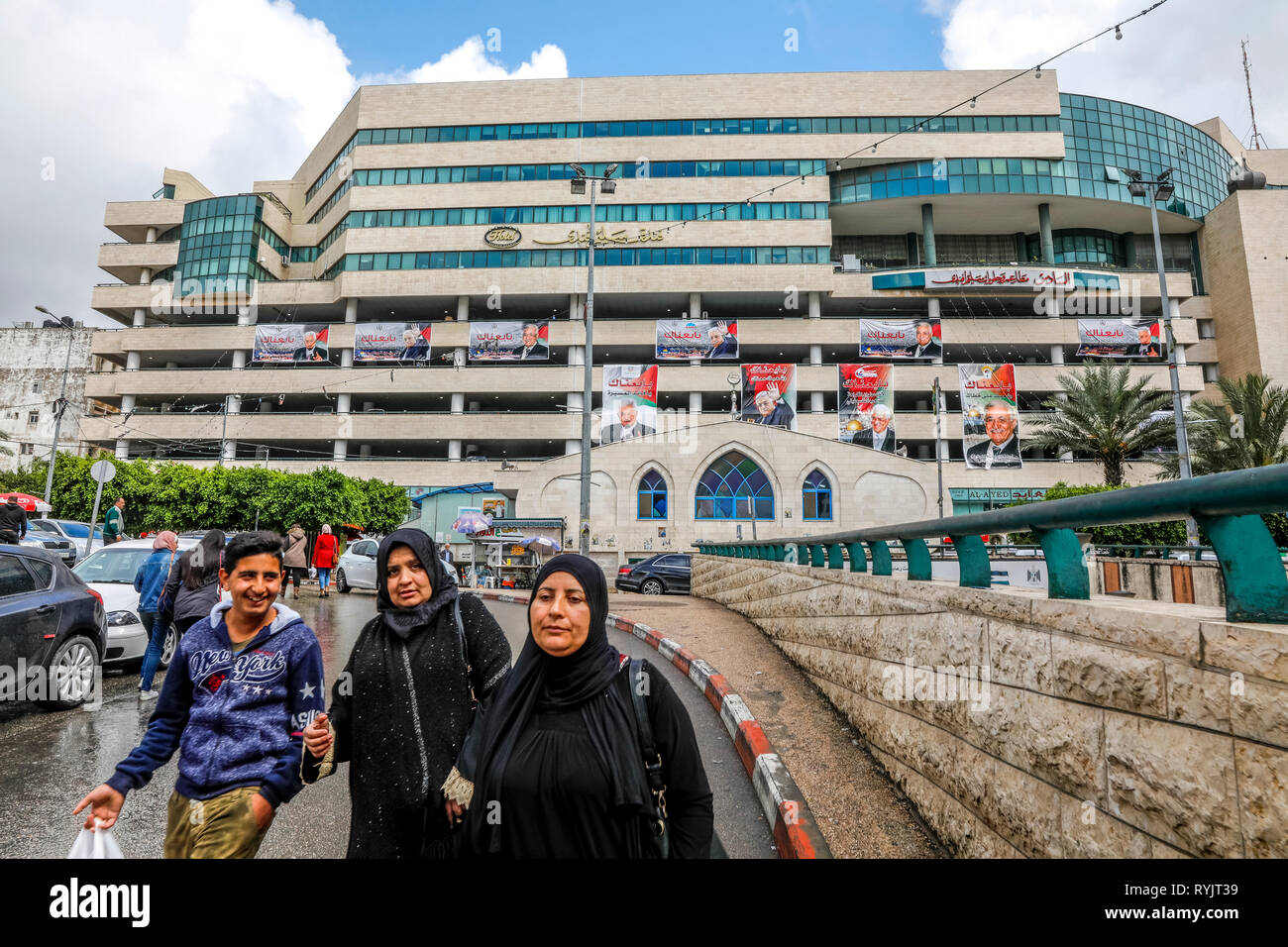 Palestiniens dans le centre-ville de Naplouse, en Cisjordanie, en Palestine. Banque D'Images