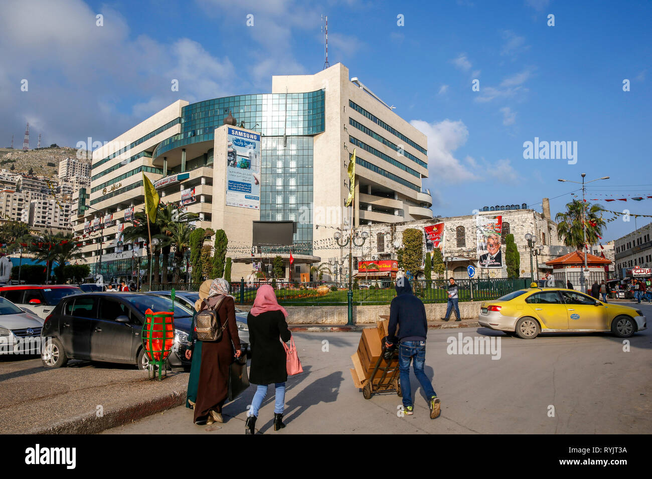 Palestiniens dans le centre-ville de Naplouse, en Cisjordanie, en Palestine. Banque D'Images