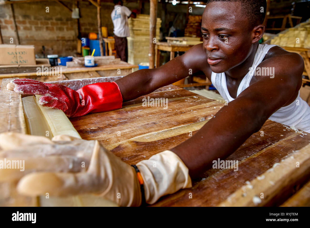 Fabrique de savon à Lomé, Togo. Banque D'Images
