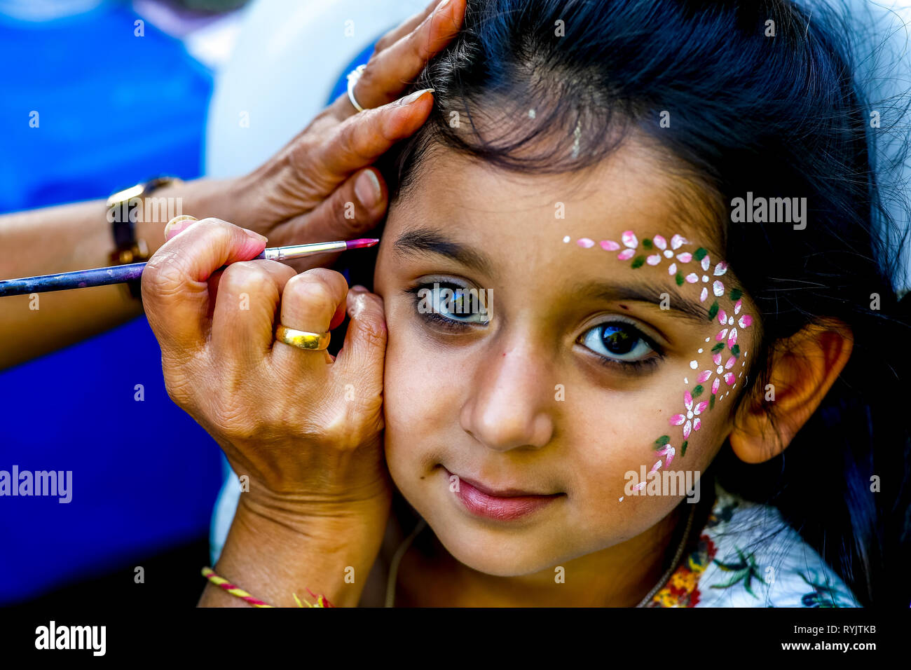 Make-up à Janmashtami fête hindoue, Watford, Royaume-Uni Banque D'Images Make-up à Janmashtami fête hindoue, Watford, Royaume-Uni Banque D'Images