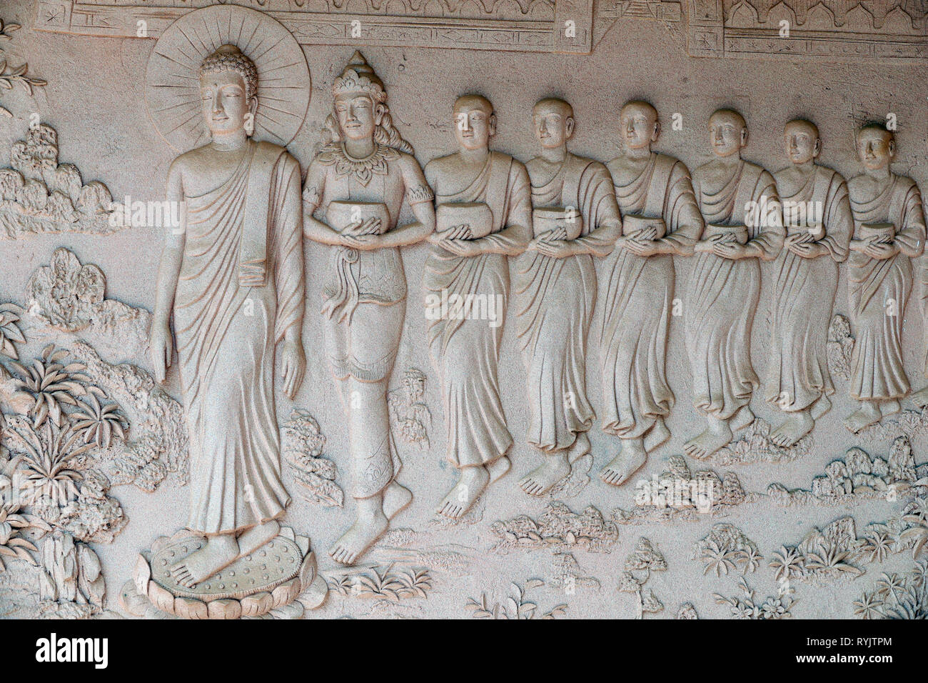 Tinh Xa Ngoc Tin temple bouddhiste. Le bouddha et les moines bouddhistes. Dalat. Le Vietnam. Banque D'Images
