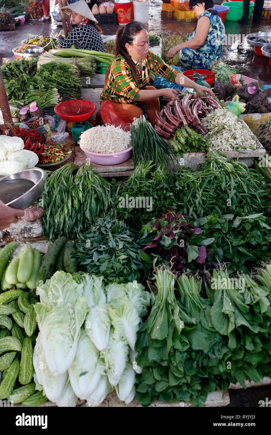 Marché traditionnel de légumes shop. Ha Tien. Le Vietnam. Banque D'Images