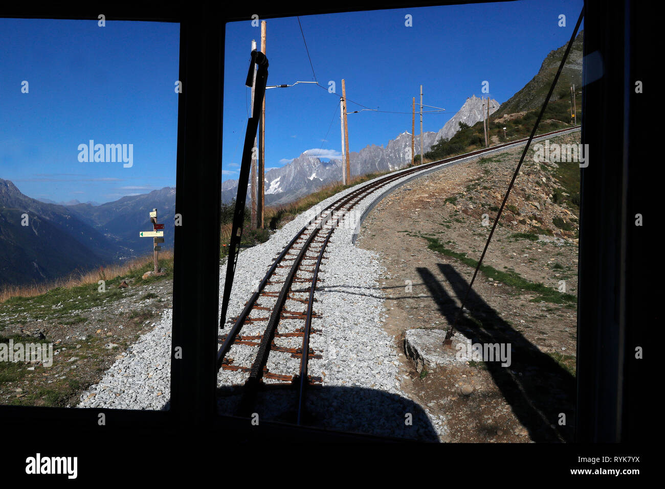 Alpes françaises. Le Tramway du Mont Blanc (TMB) est la montagne la plus haute ligne de chemin de fer en France. Saint-Gervais. La France. Banque D'Images