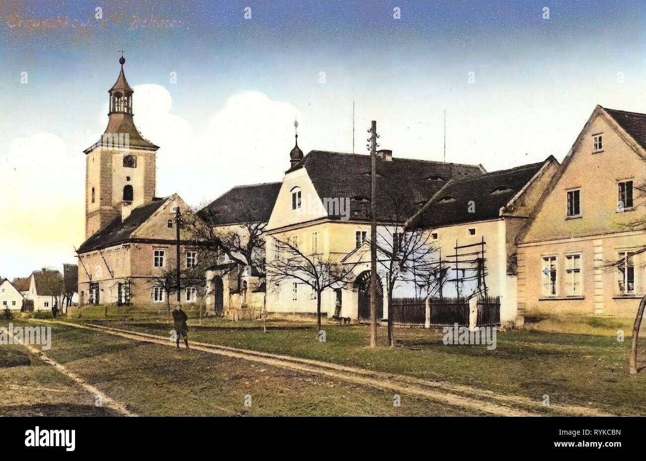 Bâtiments dans le district de Chomutov, l'église de Saint Nicolas (Droužkovice Droužkovice, 1915),, d'Ústí nad Labem, Trauschkowitz, Ortsansicht, République Tchèque Banque D'Images