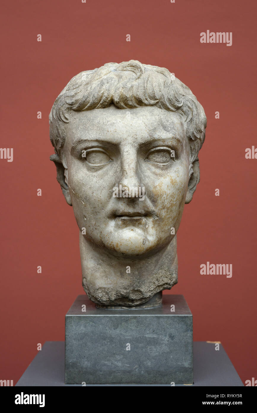 Copenhague. Le Danemark. Buste de Germanicus, père de Caligula, Ny Carlsberg Glyptotek. Après la publicité 19. En Germanicus Jules César (15 av. - Banque D'Images