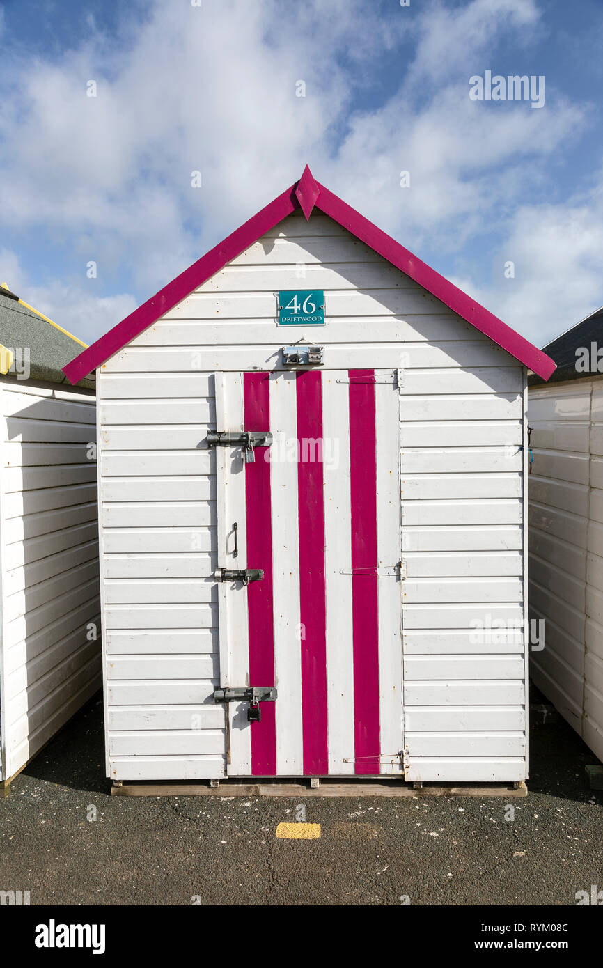 Cabane de plage, plage, lumineux, littoral, Devon, Horizontal, Hutte, cabane, multicolore, aucun peuple, à l'extérieur, Paignton, peinture, photographie, Voyage, Shed Banque D'Images