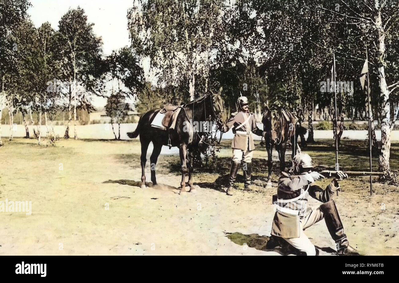 L'utilisation d'armes, de l'utilisation militaire des chevaux, Garde-Reiter-Regiment (1. Schweres Regiment), 1903, Dresde, Karabinier im Gefecht zu Fuß, Allemagne Banque D'Images