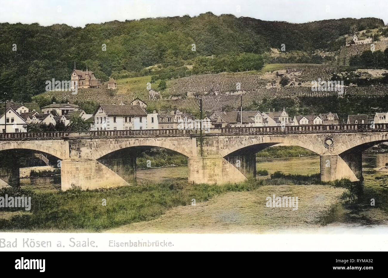 Ponts sur la Saale à Bad Kösen, ponts en arc en pierre en Saxe-Anhalt, Halle-Bebra ligne de chemin de fer, ponts ferroviaires en Saxe-Anhalt, en 1905, en Saxe-Anhalt, Bad Kösen, Eisenbahnbrücke, Allemagne Banque D'Images