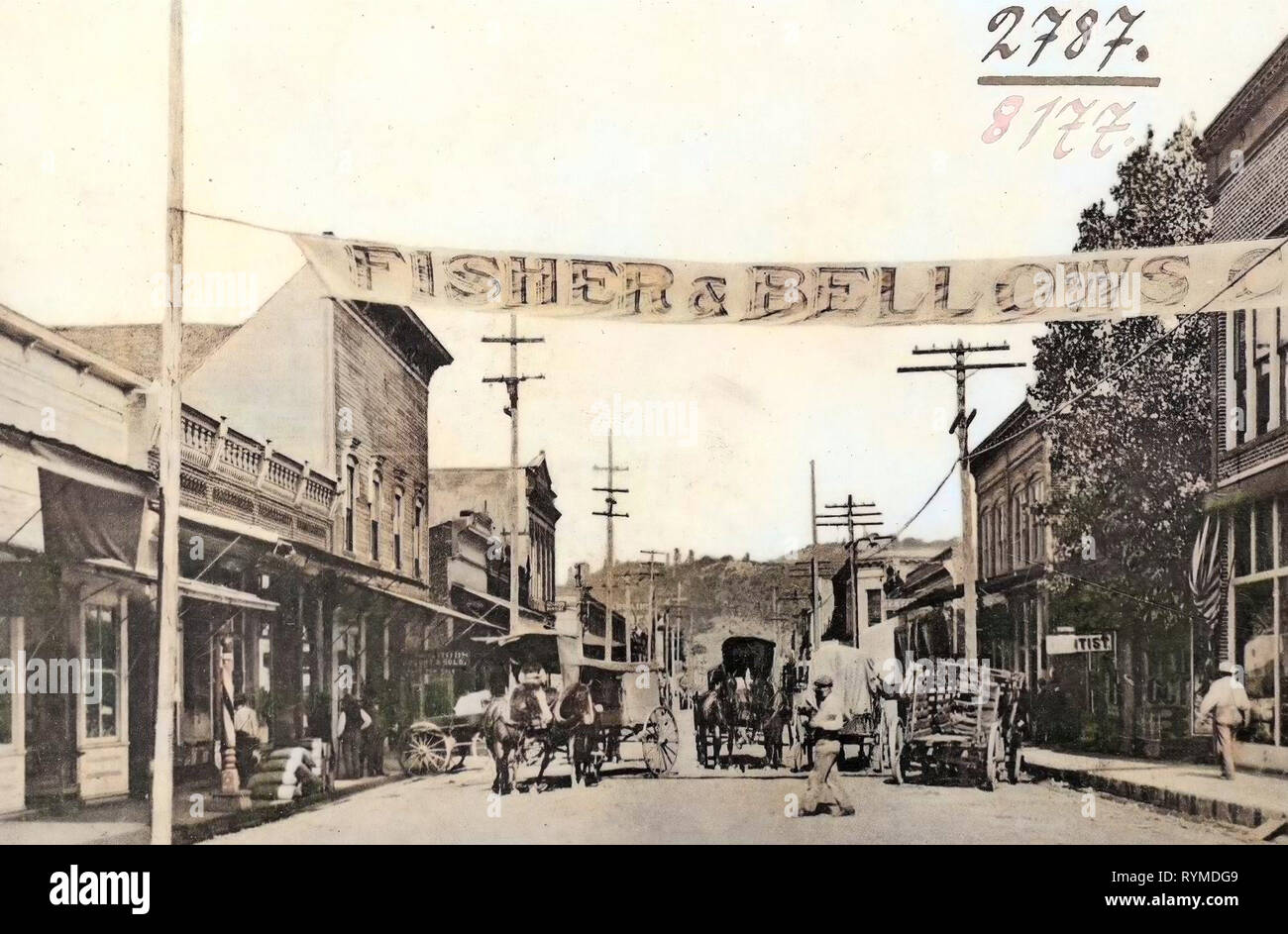 Bâtiments dans l'Oregon, les chevaux de l'Oregon, quatre roues près des voitures, Boutiques dans l'Oregon, Roseburg, Oregon, 1906, Ore., Business Street', États-Unis d'Amérique Banque D'Images