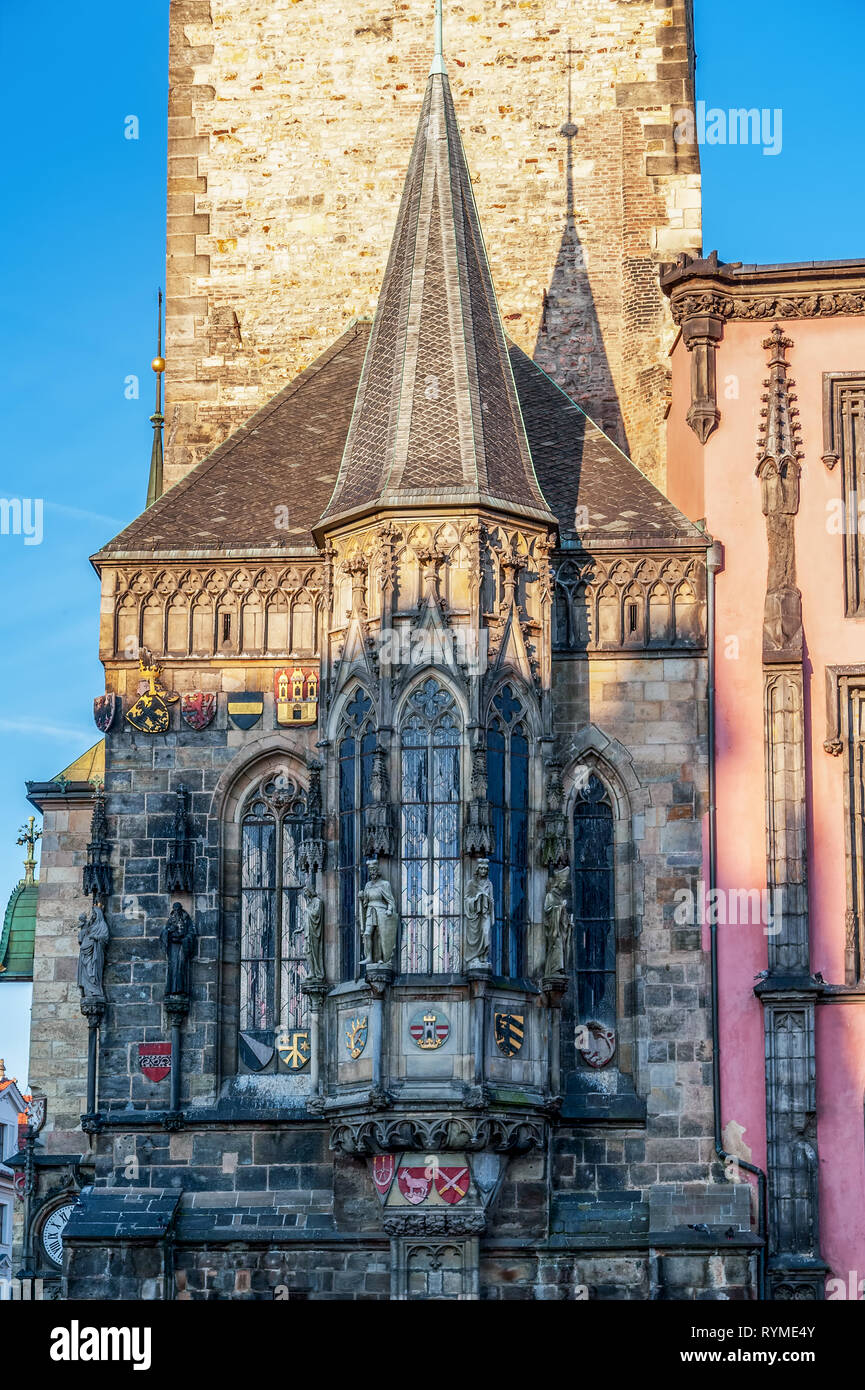 Chapelle de l'hôtel de ville sur la place de la vieille ville - Prague Banque D'Images