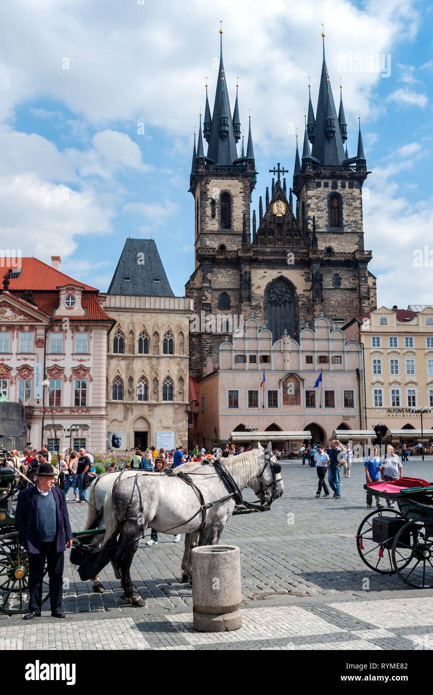 Église Notre Dame avant Tyn à Prague Banque D'Images