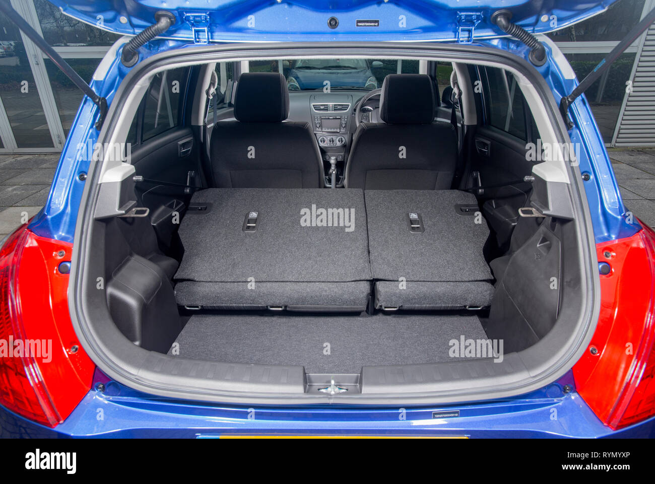 2014 Suzuki Swift voiture compacte berline chaud SZL Banque D'Images