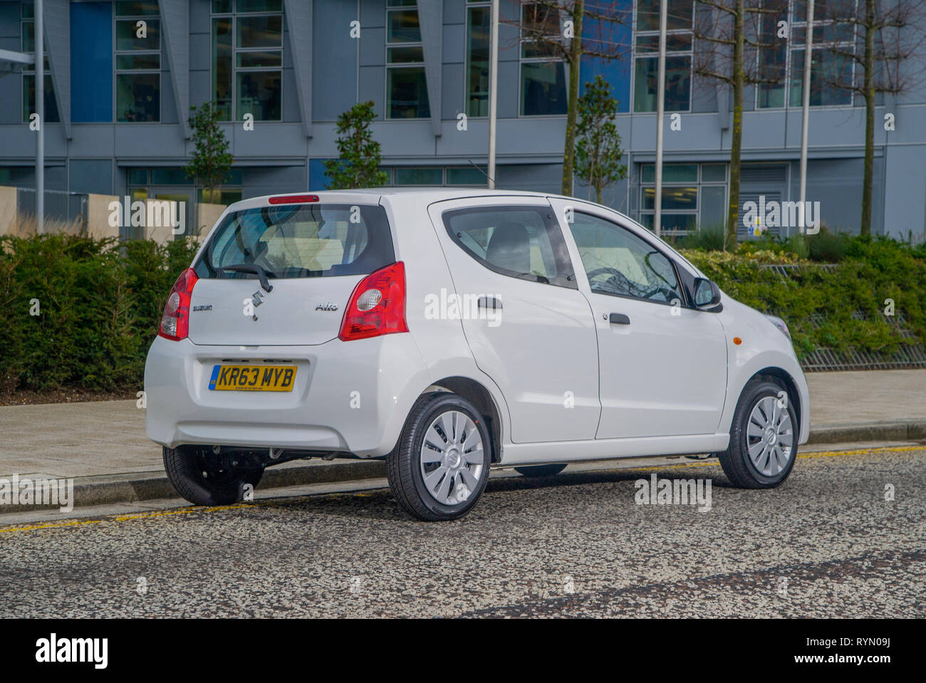 2014 Suzuki Alto voiture de ville compacte Banque D'Images