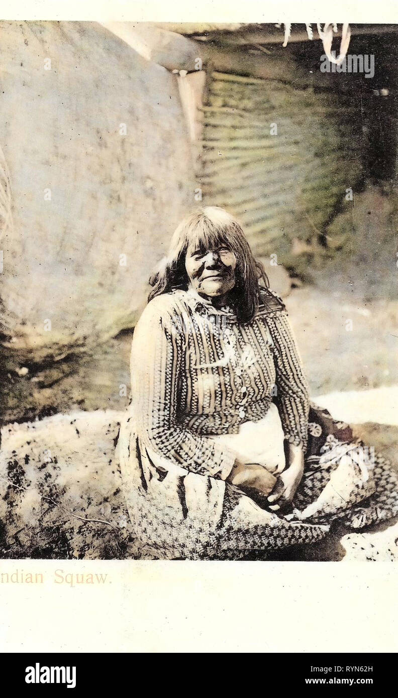 Les personnes aux États-Unis, des photographies en noir et blanc de la femme, 1904 cartes postales, 1904, Squaw indienne Banque D'Images