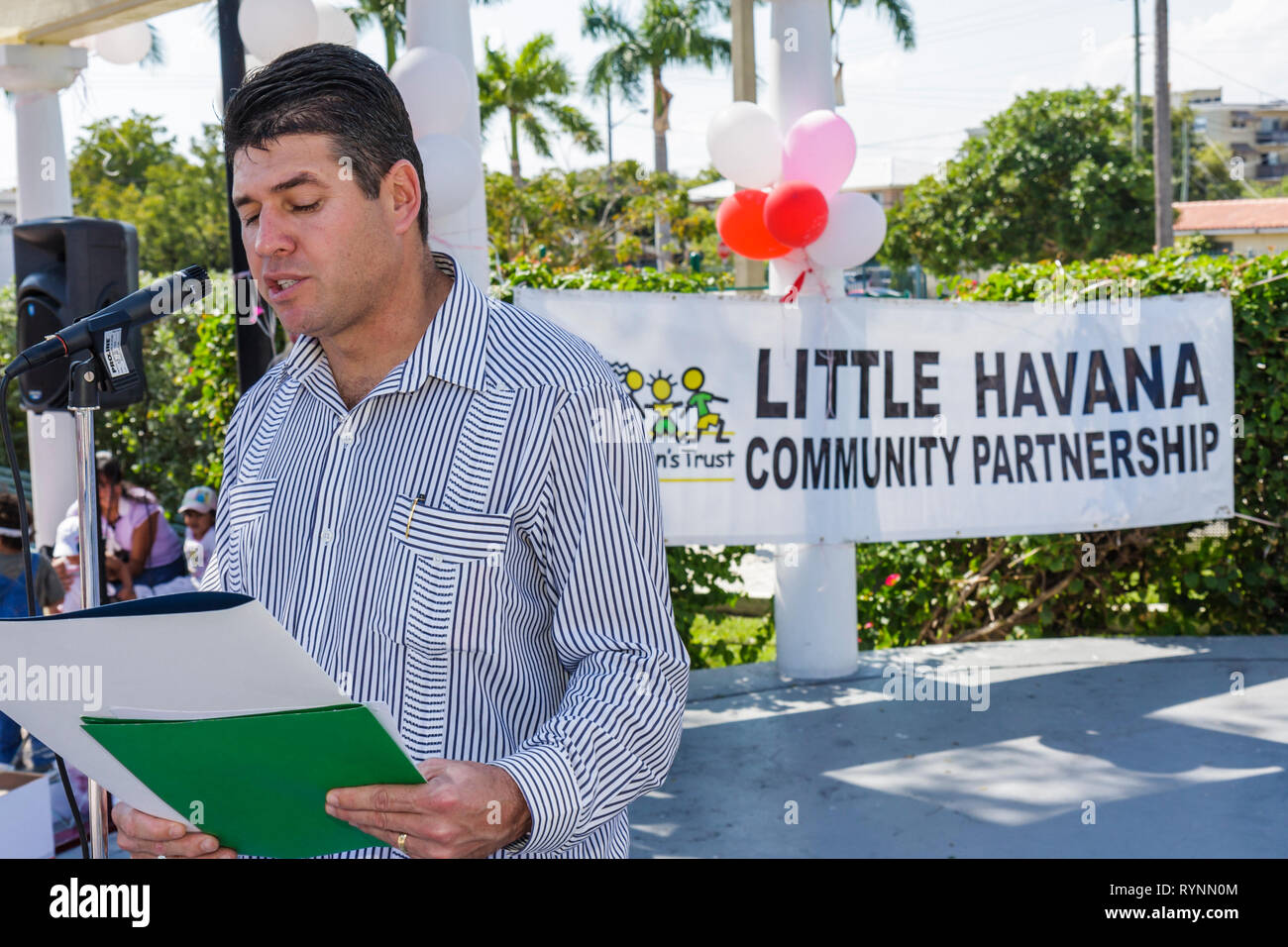 Miami Florida,Little Havana,Jose Marti Park,United Hearts Family Festival,festivals,célébration,foire,événement communautaire,Hispanic Latin Latino ethnique immi Banque D'Images