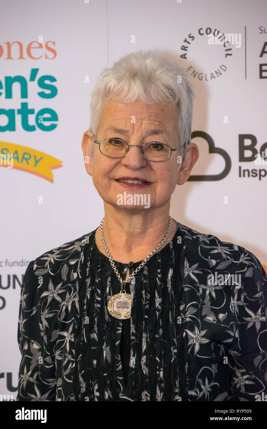 Dans le cadre de l'Waterstones Children's Laureate 20e anniversaire, les anciens lauréats se réunir à l'occasion de la publication du nouveau lauréat des envolées d'anthologie (Walker Books). Cela inclut l'auteur à succès Michael Morpurgo, qui a créé le Children's Laureate, ainsi que la lauréate et primé, écrivain et artiste Lauren enfant. Avec : Jacqueline Wilson Où : London, Royaume-Uni Quand : 11 Feb 2019 Crédit : Paul Taylor/WENN.com Banque D'Images