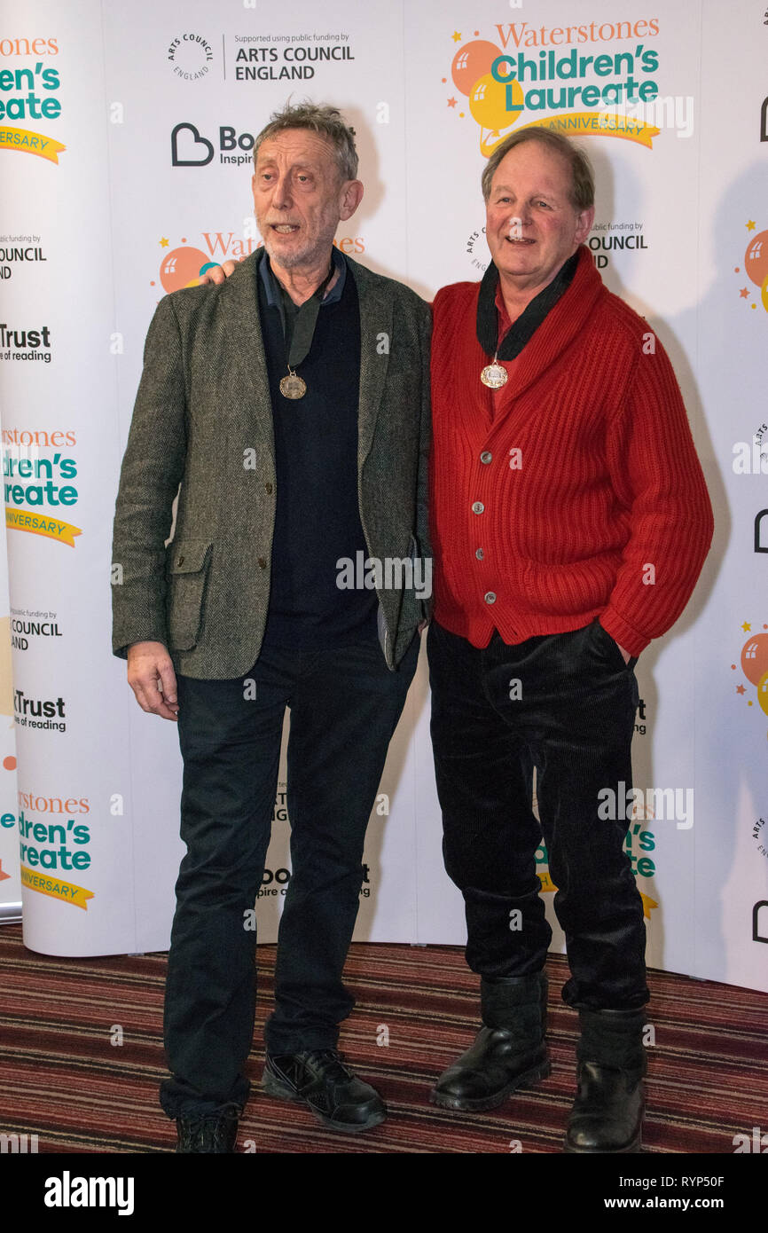 Dans le cadre de l'Waterstones Children's Laureate 20e anniversaire, les anciens lauréats se réunir à l'occasion de la publication du nouveau lauréat des envolées d'anthologie (Walker Books). Cela inclut l'auteur à succès Michael Morpurgo, qui a créé le Children's Laureate, ainsi que la lauréate et primé, écrivain et artiste Lauren enfant. Avec : Michael Morpurgo, Michael Rosen Où : London, Royaume-Uni Quand : 11 Feb 2019 Crédit : Paul Taylor/WENN.com Banque D'Images