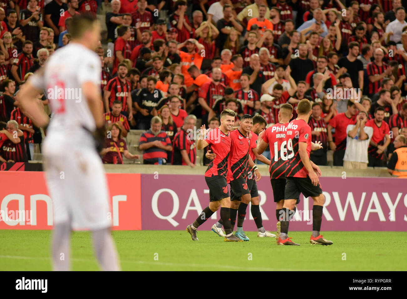 Curitiba, Brésil. 14Th Mar, 2019. Tomás Andrade points pour l'ouragan au cours de Jorge Wilstermann Athletico vs. Match valide pour le deuxième tour de la phase de groupes de la CONMEBOL Libertadores 2019. Arena da Baixada. Curitiba, PR. Credit : Reinaldo Reginato/FotoArena/Alamy Live News Banque D'Images