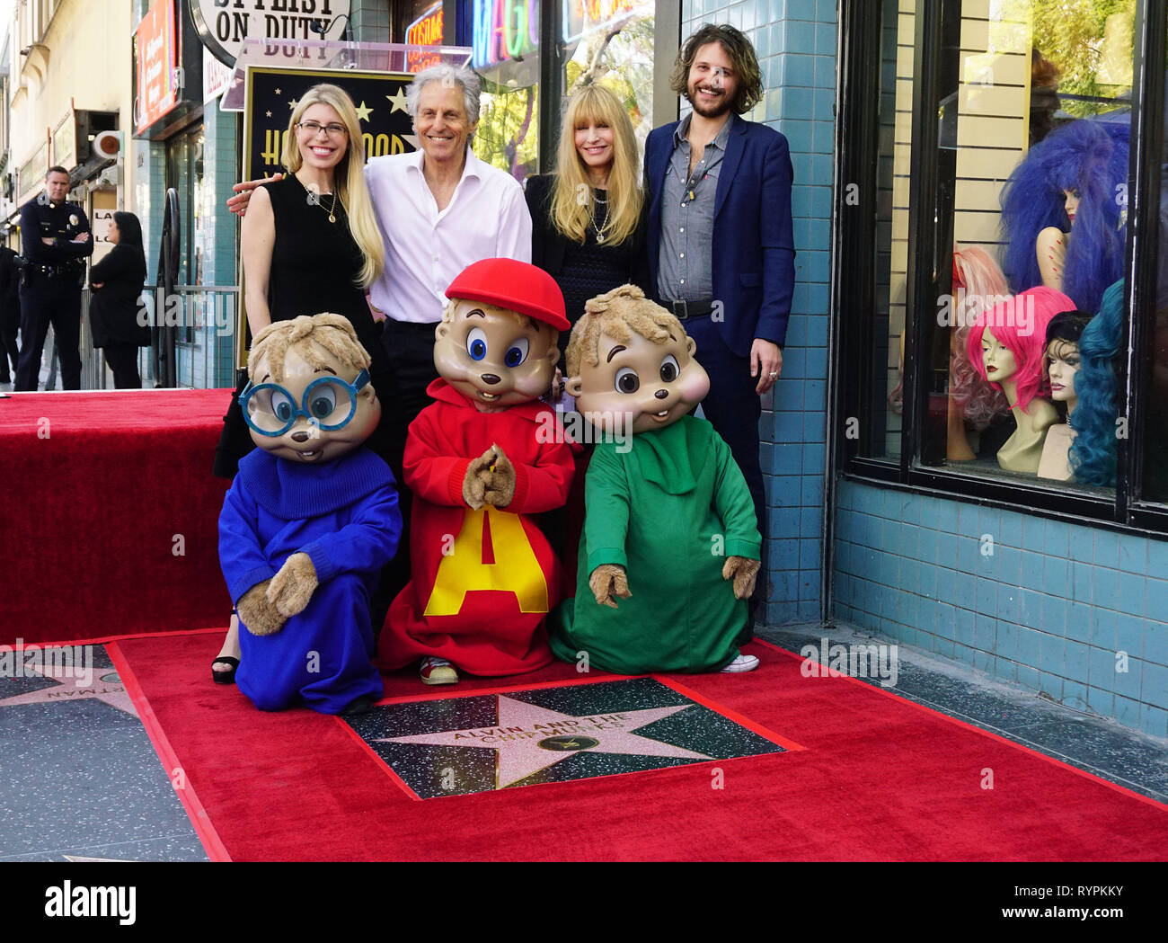 Los Angeles, USA. 14Th Mar, 2019. Alvin et les Chipmunks Hollywood Star 012 Janice Karman, Ross Bagdasarian, Michael Bagdasarian et Vanessa Bagdasarian célébrer Alvin & les chipmunks' 60e anniversaire avec une étoile sur le Hollywood Walk of Fame Le 14 mars 2019 à Hollywood, Californie Crédit : Tsuni/USA/Alamy Live News Banque D'Images