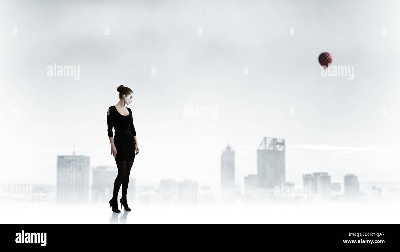 Jeune femme mime. Technique mixte Banque D'Images