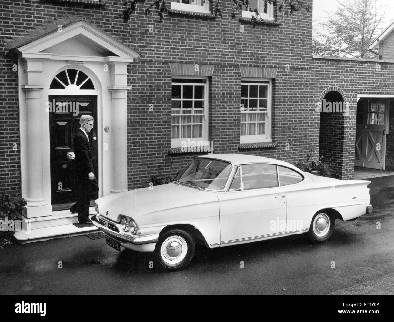 Transport / Transports, location de véhicules, véhicules, Ford Consul Capri, vue de gauche de l'avant, en Angleterre, en 1962, Additional-Rights Clearance-Info-Not-Available- Banque D'Images