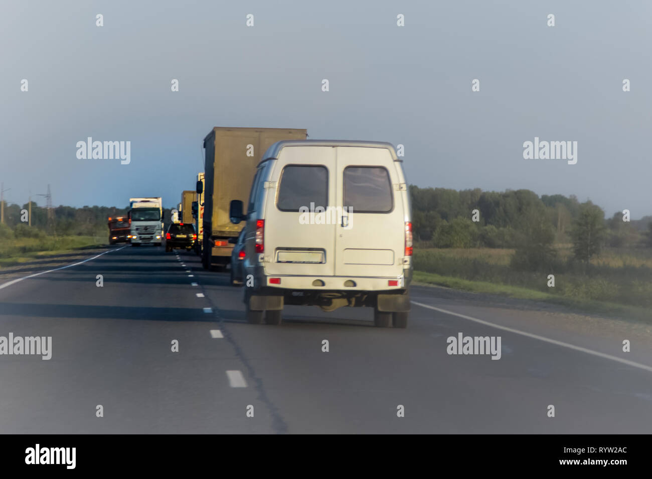 La conduite dangereuse et collision, camion Banque D'Images