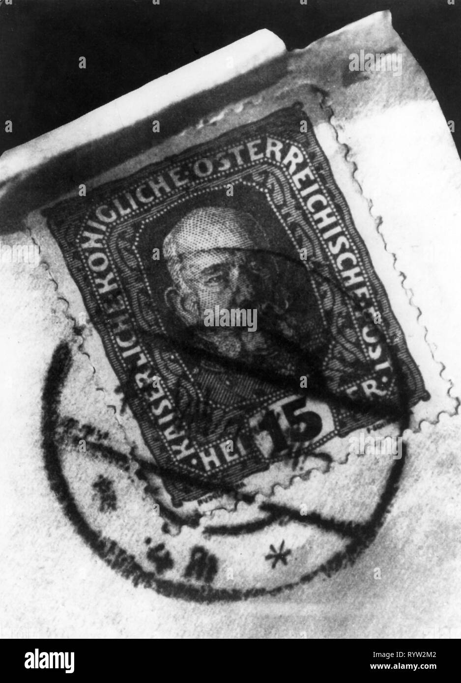 L'espionnage, le décodage du code, d'un timbre-poste avec bords coupés au cours de la 1ère guerre mondiale, 1914 - 1918, Additional-Rights Clearance-Info-Not-Available- Banque D'Images