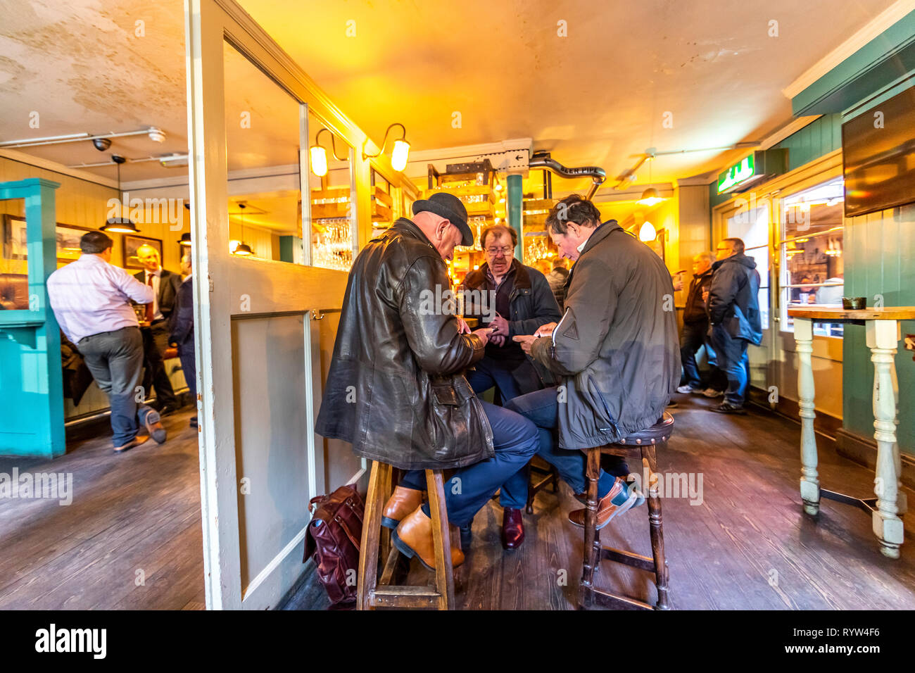 Le Wheatsheaf. Les pubs de Borough Market, London. Banque D'Images